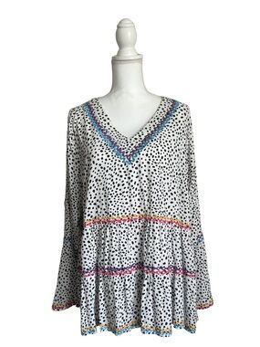 Plus Size 1X Artsy Whimsical Boho Embroidered Spotted Bell Sleeve Tiered Blouse